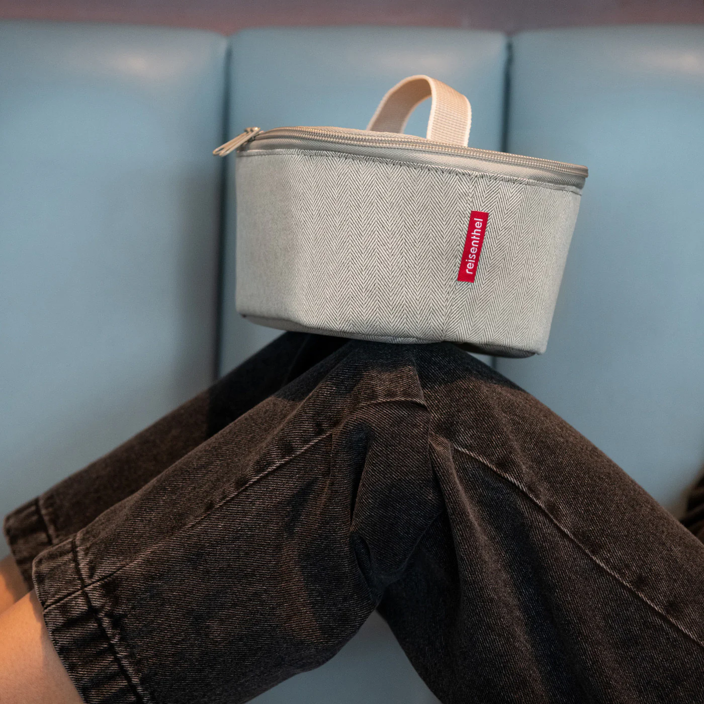 coolerbag M pocket herringbone sand - Image 3