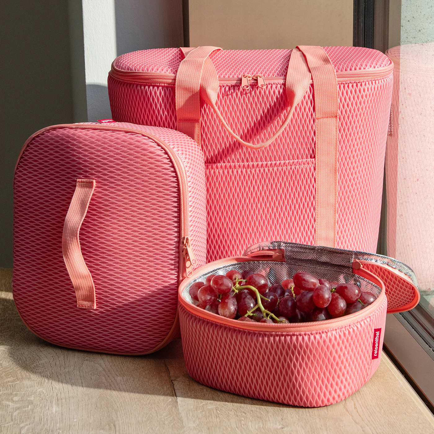 coolerbag S pocket mesh coral - Image 2
