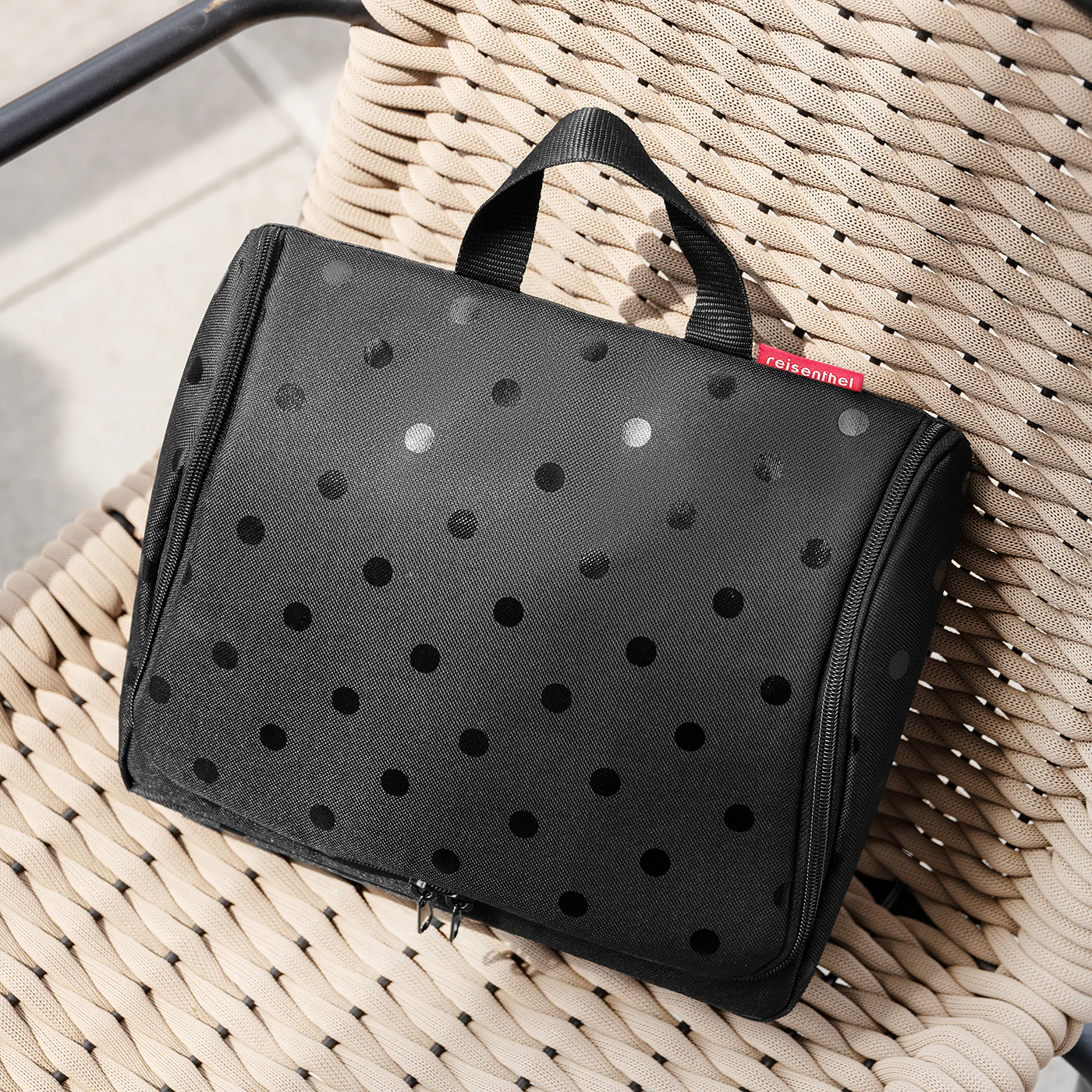 toiletbag glossy dots black - Image 2
